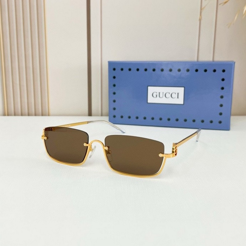 Gucci Sunglasses 82